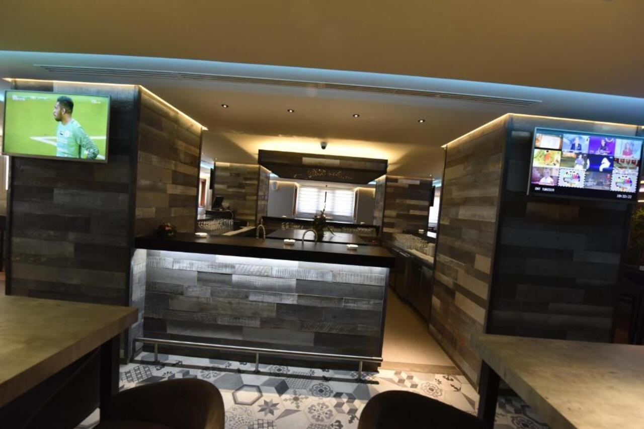Business Hotel Сфакс Екстериор снимка
